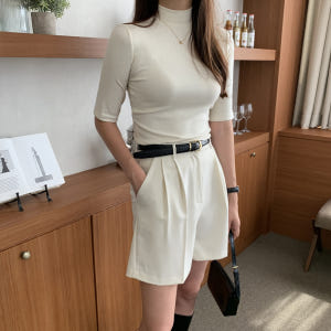소프트 슬림핏 이너 반폴라 목티 반팔 폴라티 여성 티셔츠 5부 반목 목폴... 착용 후기 | 사이즈/핏 총정리 - 상품 이미지 4