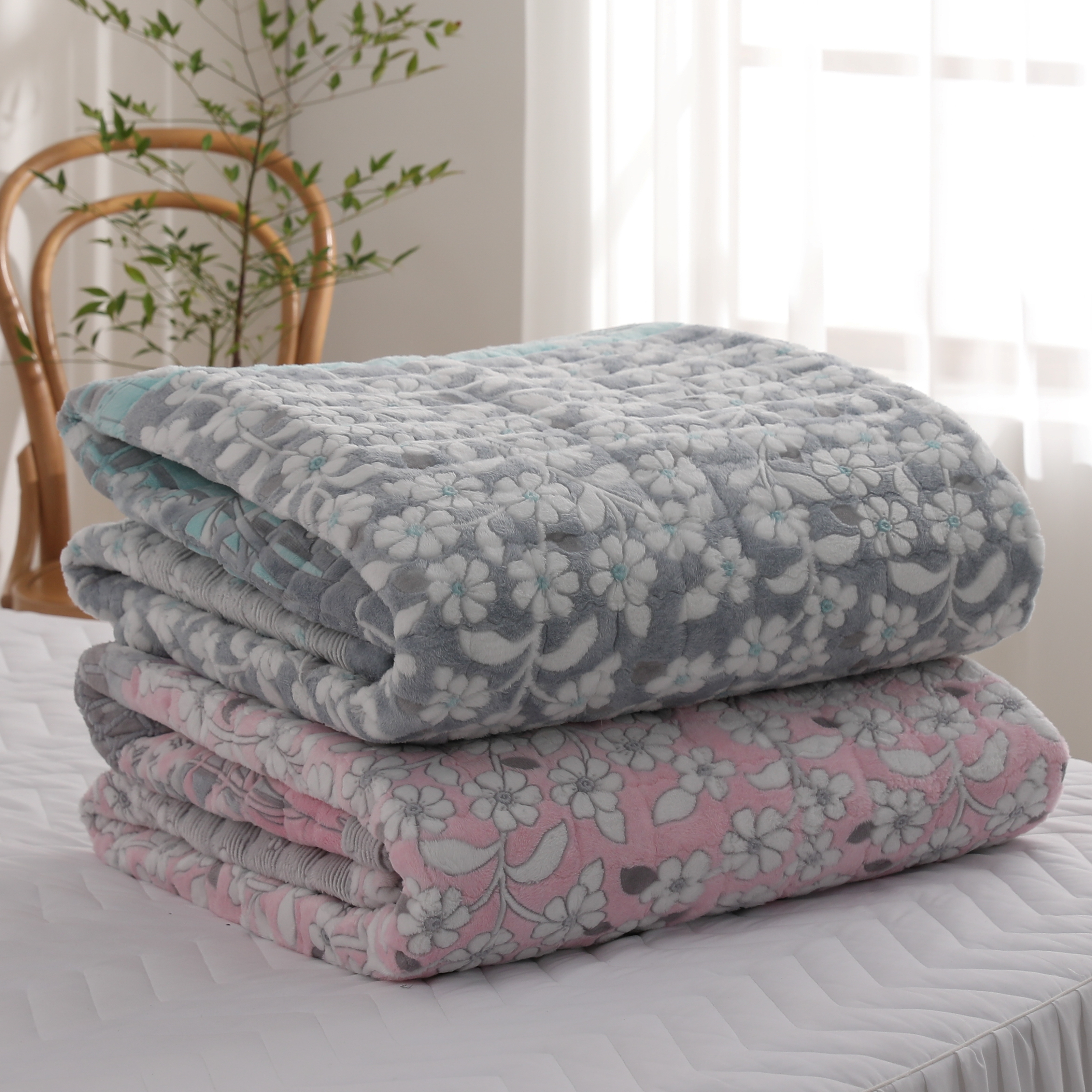 극세사침대패드 두꺼운 겨울패드 거실 누빔 카페트 카펫트 침대 바닥깔개 단델리안 밍크 SS