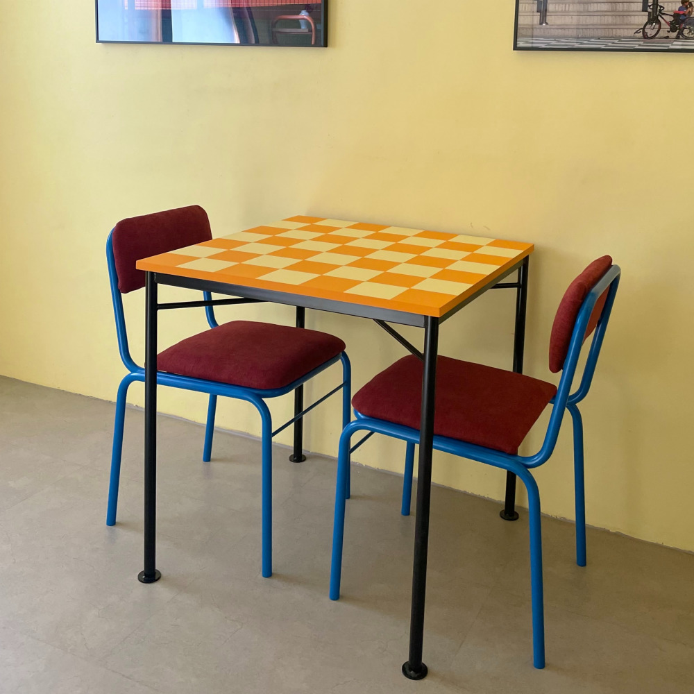 텐더 체커보드 테이블 인테리어 카페 거실 커피 사각형 티 엔틱 디자인 감성