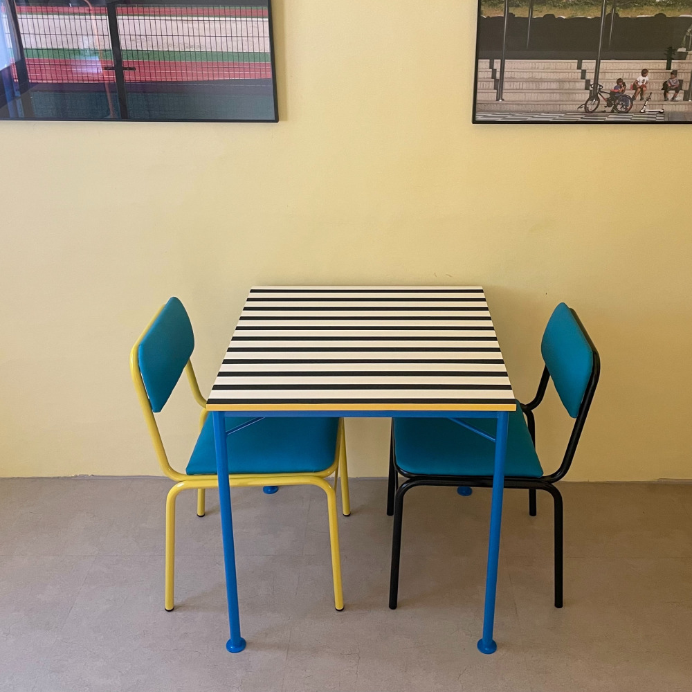 텐더 스트라이프 테이블 인테리어 카페 거실 커피 사각형 티 엔틱 디자인 감성