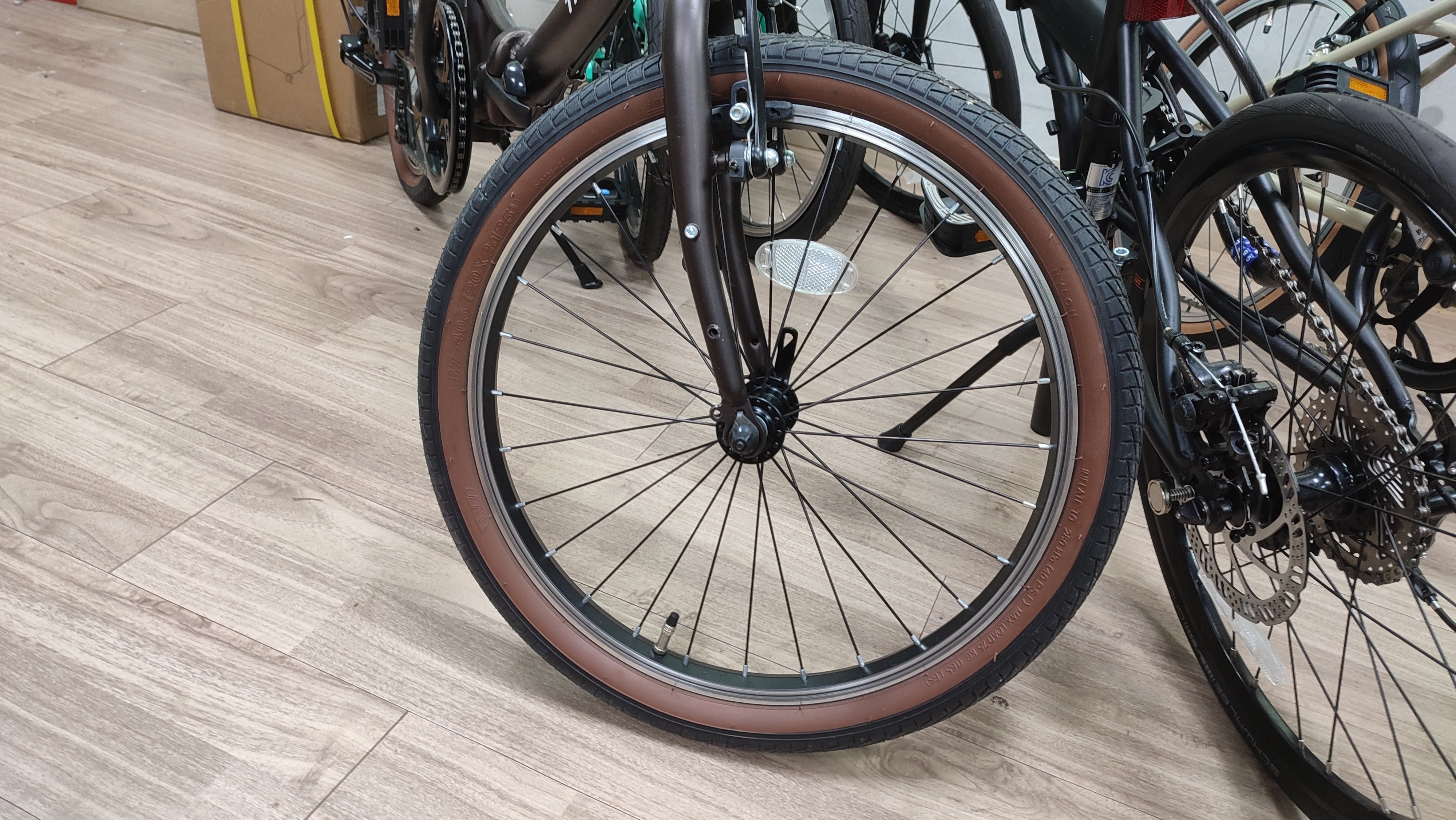 미니벨로 타이어 (20인치-406 규격) : 도로용,오프로드 MTB 스타... 운동러 솔직 후기 | 실사용 리뷰 - 대표 이미지