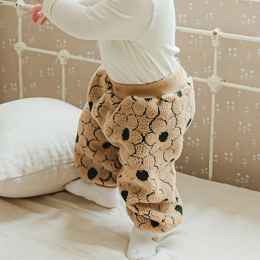 조엘 팬츠 카멜 아기 겨울 플라워 뽀글이 보온팬츠 - 상세 이미지 4