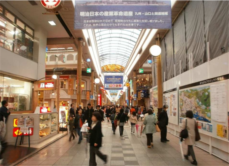 일본[기간한정 할인] 나가사키 1일 투어｜사가 유토쿠 이나리 신사 & 나가사키 원폭 자료관 & 이나사산 야경 (세계 3대 야경 / 왕복 케이블카 포함) 후쿠오카 출발 / 중국 투어 이미지 3