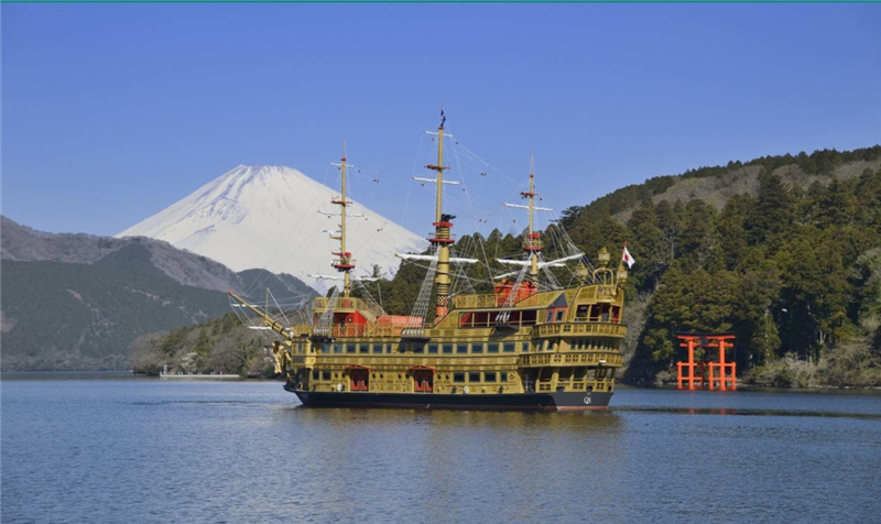 일본  후지산, 하코네 해적선, 고템바 프리미엄 아울렛에서 눈 체험 이미지 2