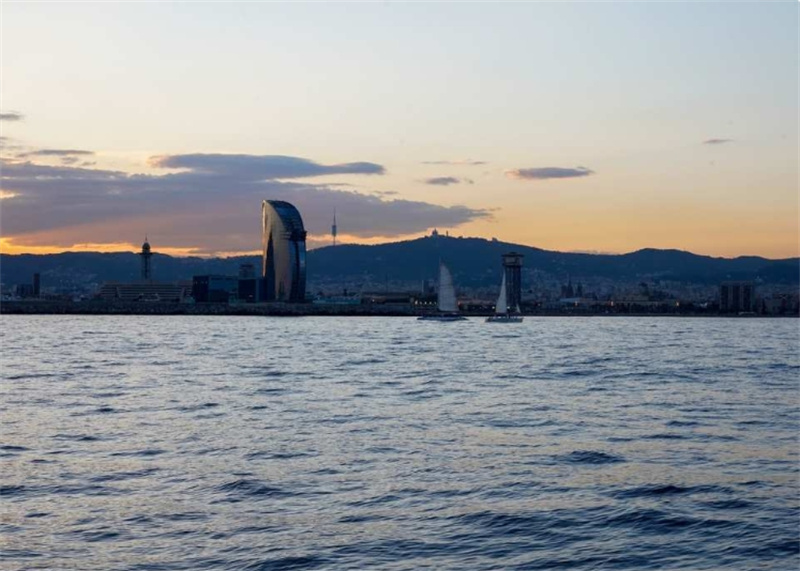 스페인 바르셀로나 에코 쌍동선 크루즈 이미지 4