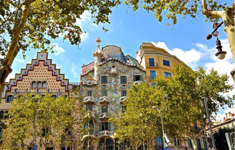 스페인 바르셀로나 일일 투어 | 가우디 하우스와 사그라다 파밀리아 | 아시아 언어 구사 가이드 이미지 2
