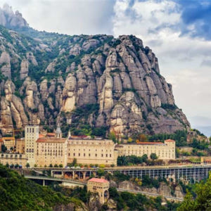 스페인 바르셀로나에서 출발하는 몬세라트 수도원 이른 아침 투어 솔직 후기 | 실사용자 리뷰 분석 - 상품 이미지 1