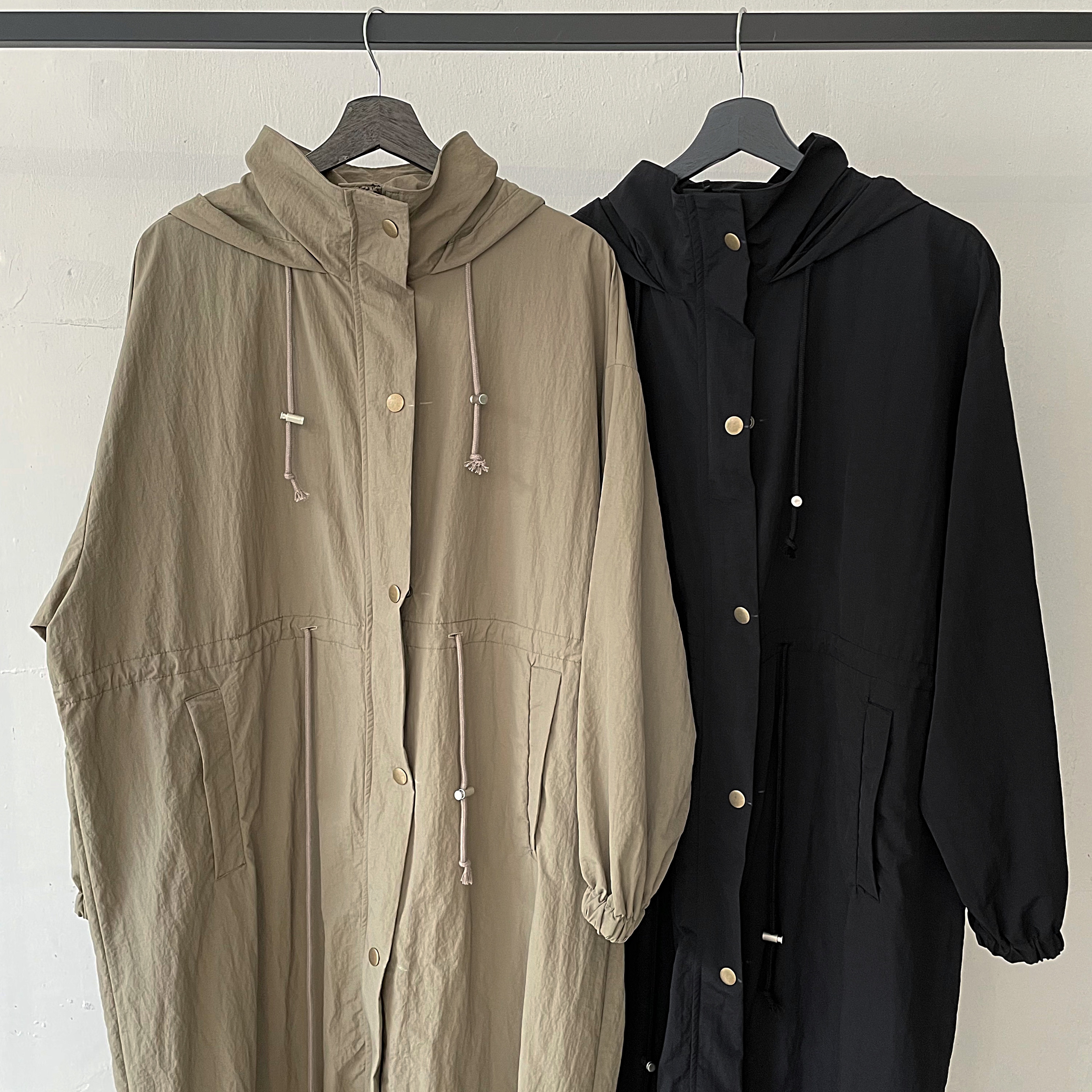 오브반 [심플유니크 / 국내생산] 허리스트링 메이 후드 사파리 롱야상점퍼 2color