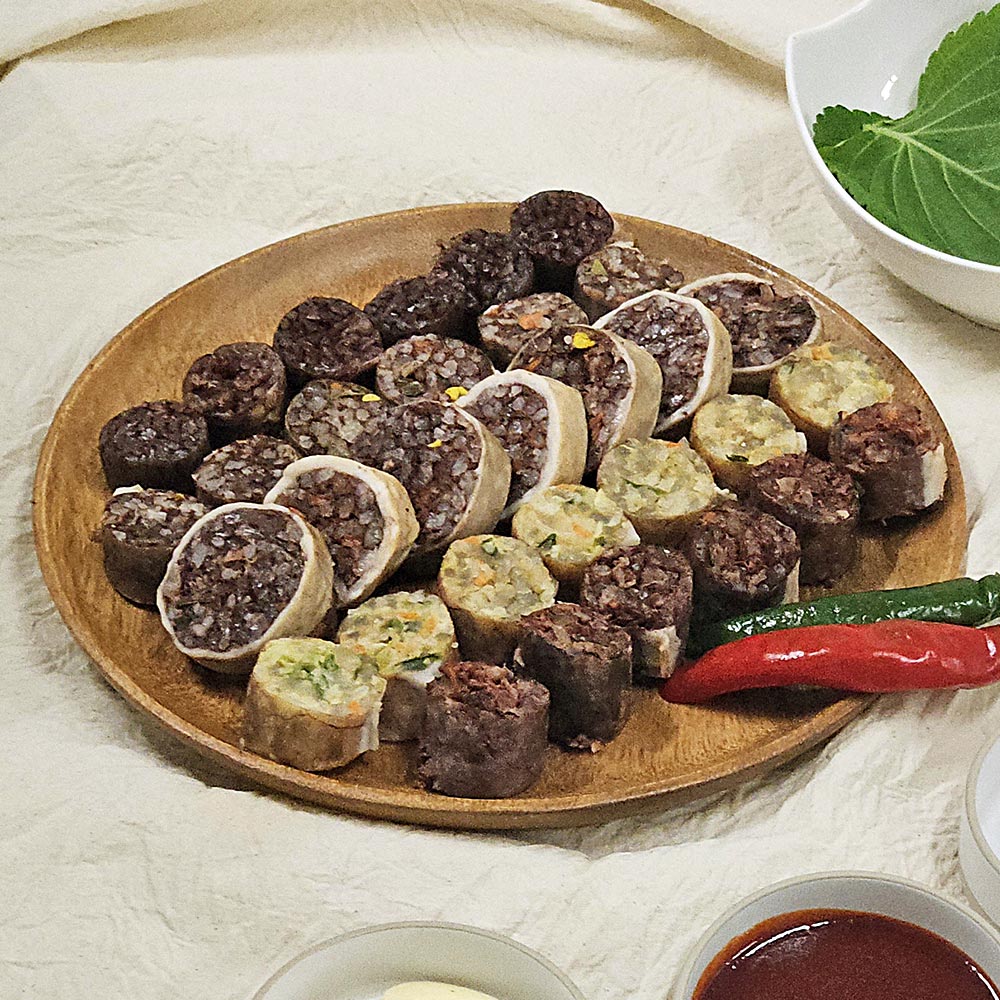 속이 꽉찬 야채 고기 막창 찰순대 토속피순대 500g 1kg - 상품 이미지