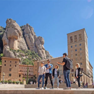 스페인 바르셀로나 교외 반나절 투어 바르셀로나에서 철도로 몬세라트 수도원... 솔직 후기 | 실사용자 리뷰 분석 - 상품 이미지 1