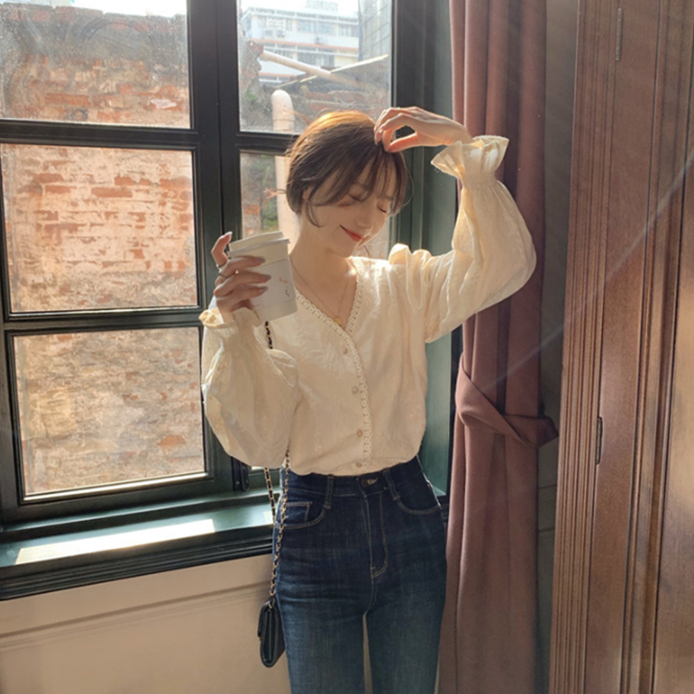 예식장옷차림 친구 결혼식 하객룩 소개팅 복장 러플 블라우스 이미지 2