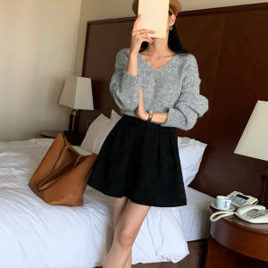 포근한 루즈핏 알파카 울 니트 레이어드 브이넥니트 긴팔 여성 니트티 착용 후기 | 사이즈/핏 총정리 - 상품 이미지 3