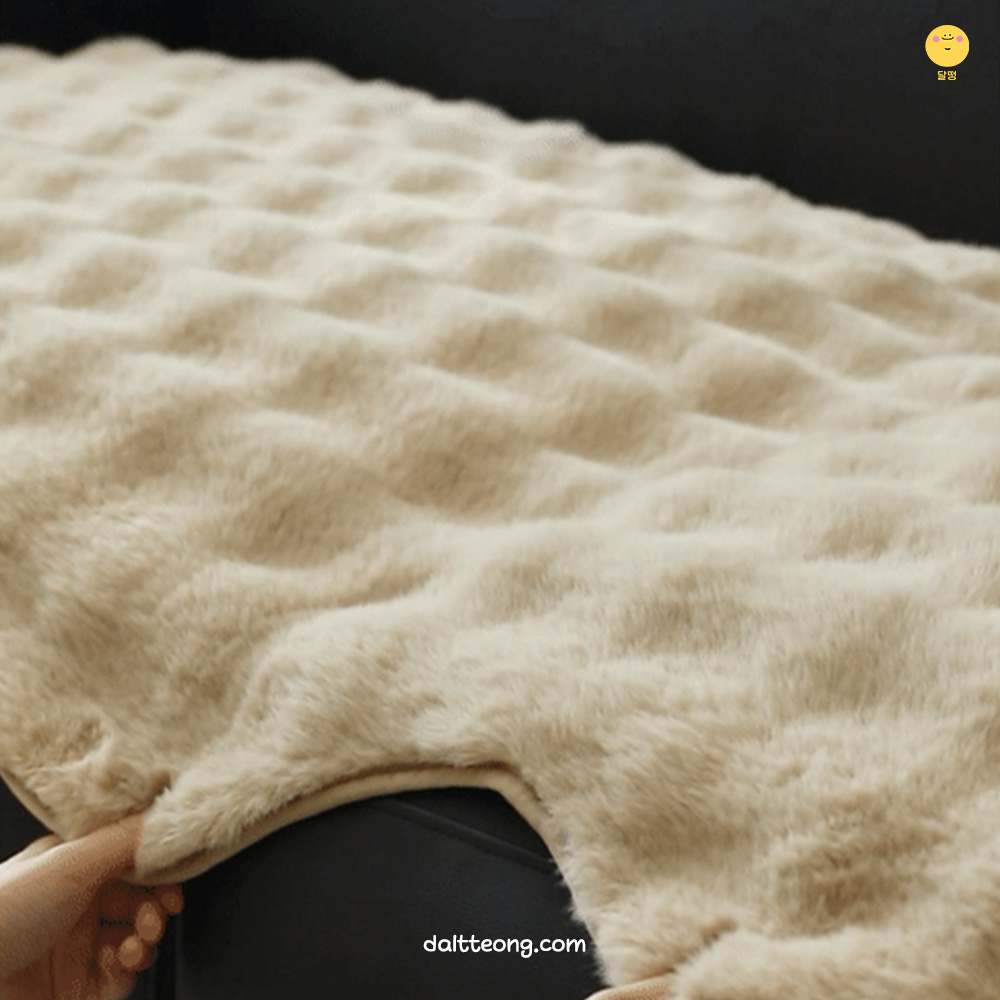 달떵 겨울 극세사 크림 털 퍼 쇼파 패드 매트 러그 밍크 덮개 깔개 3인 4인90x160