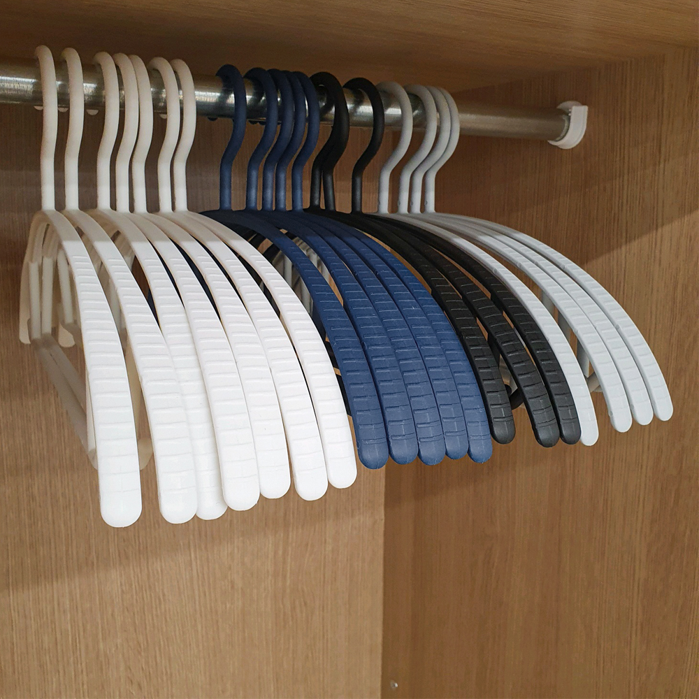 플라스틱 어깨뿔방지 논슬립 옷걸이 티셔츠 니트 옷걸이
