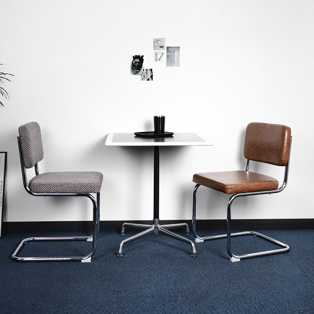 가죽의자 미드센추리 인테리어 철제 의자 캔틸레버 세스카 체어