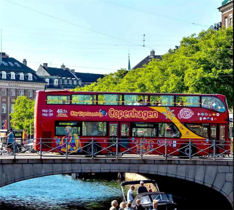 덴마크 코펜하겐 카드 - HOP | 40개 이상의 어트랙션 입장 + 자유로운 승하차가 가능한 버스 이미지 2