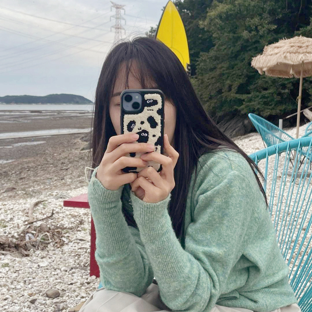 아이폰16 프로 케이스 털 범퍼 에폭시 먼지뽀글이 - 상세 이미지 2