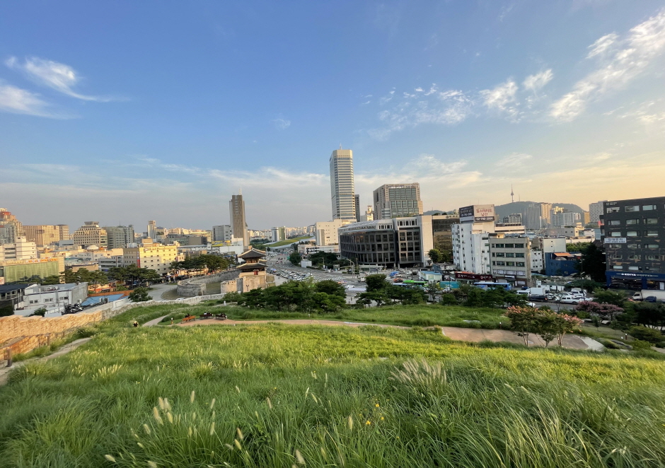[서울] 낙산공원서의 낭만적인 하이킹과 로컬푸드 체험 이미지 3