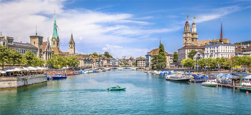 스위스 취리히 공항 ZRH 취리히 시내 왕복  공항 환승 차량 이미지 3