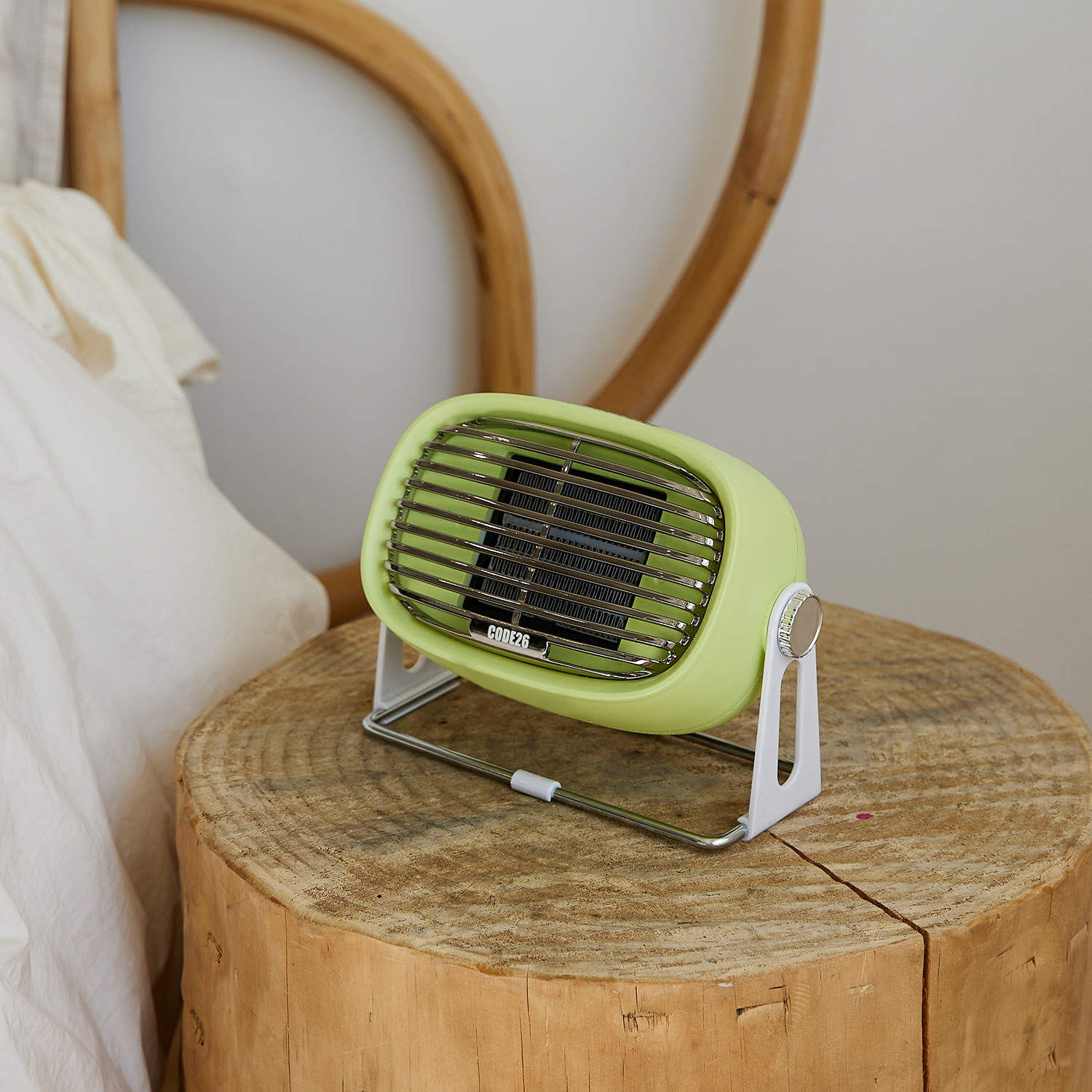 코드26 사무실 가정용 사무실 욕실 캠핑용 미니 전기 히터 발 난로 PTCF500WO