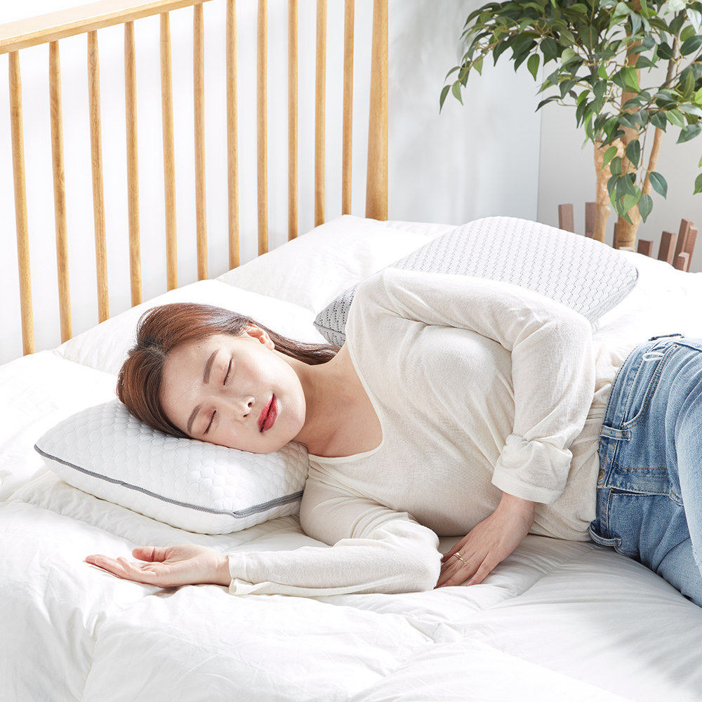 [다니카] 롤업 캠핑베개 빅사이즈 메모리폼 휴대용 차박 배개 커플 언니 베게 - 상세 이미지 3