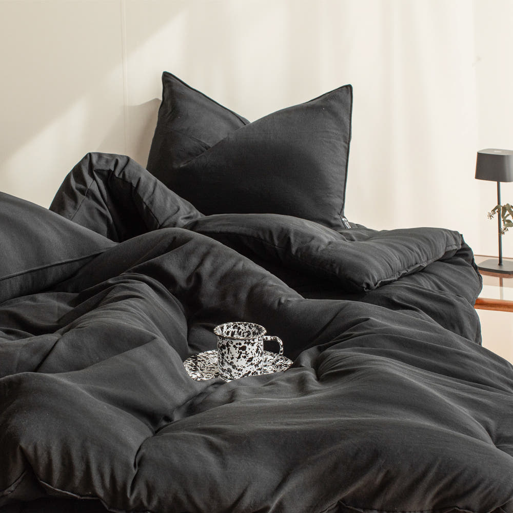 자연 건조 중인 모달 이불