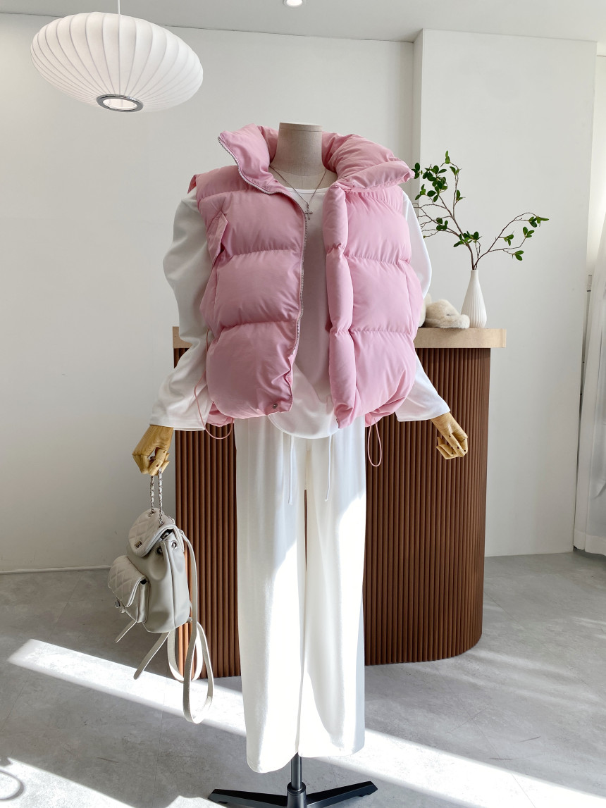 4color 팡파레 웰론 오버핏 여성 패딩조끼 상세 이미지 40