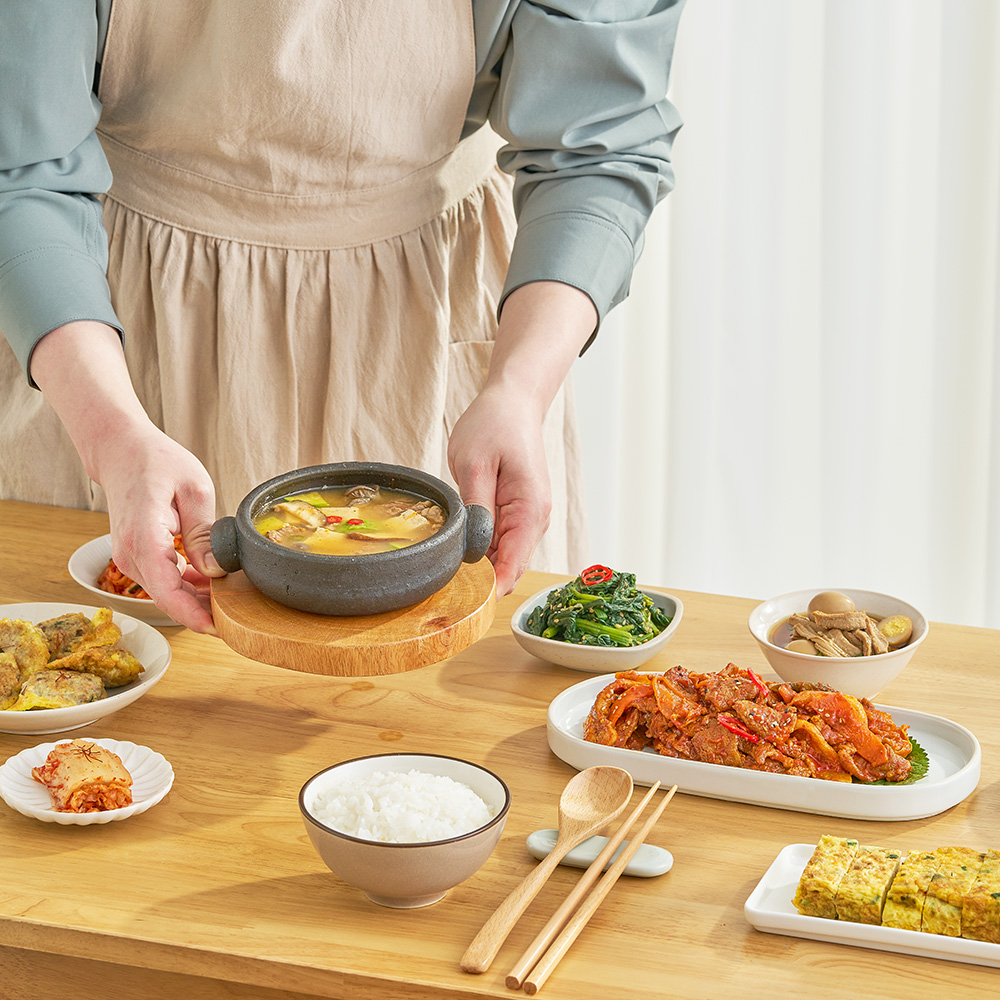 여누반찬공방 한상차림 가정식 집밥 일주일 구독 새벽배송 정기배달 정기배송 맛있는반찬가게