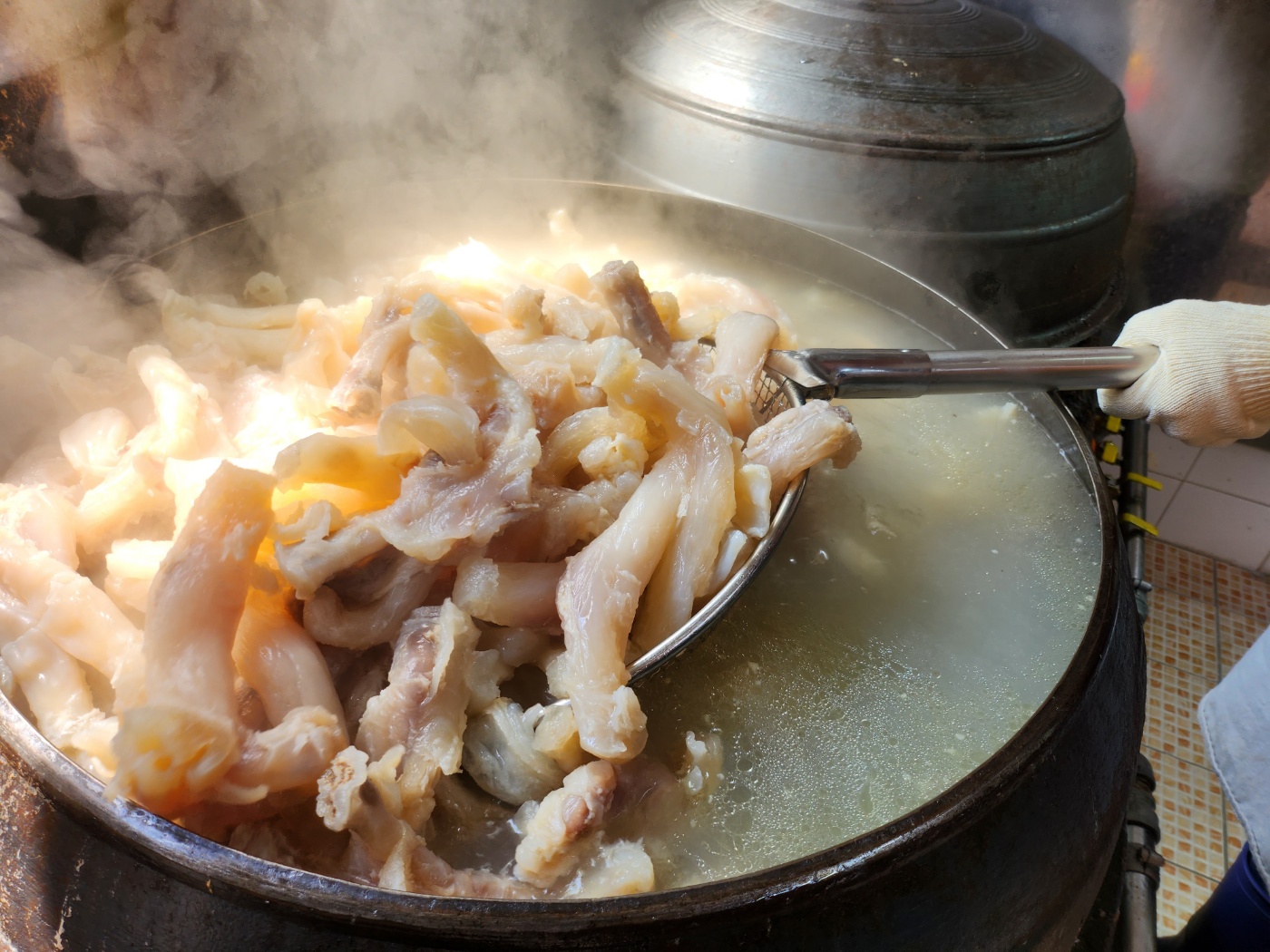 옥순할매곰집 도가니탕 900g 한우 사골 곰탕 보양식 - 상세 이미지 2