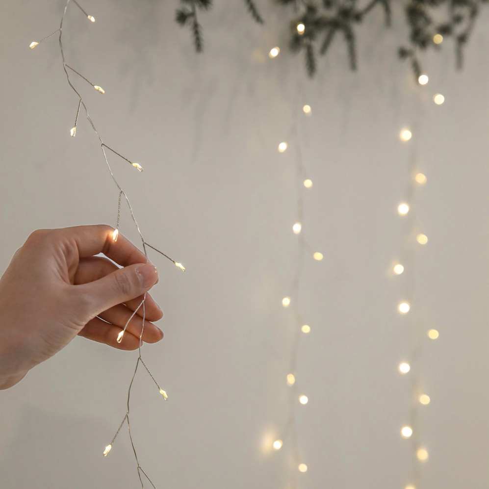 커튼 실버 리모컨 크리스마스 트리 조명 장식 지네 전구 웜화이트 250구 어댑터포함