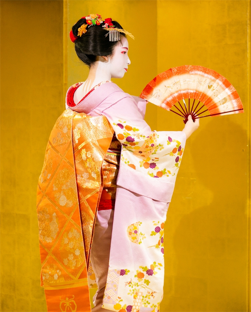 [교토 정기 관광버스] GW마이코상과의 저녁 식사+ 타카가미네 쇼잔 정원 야경 투어 차내 오디오 가이드 (영어, 한국어, 중국어),저녁 식사 이미지 2