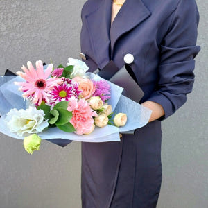 유스풀몰 프로포즈 여자 꽃다발 생화 졸업 꽃 택배 꽃배달 싼곳 솔직 후기 | 실사용자 리뷰 분석 - 상품 이미지 3