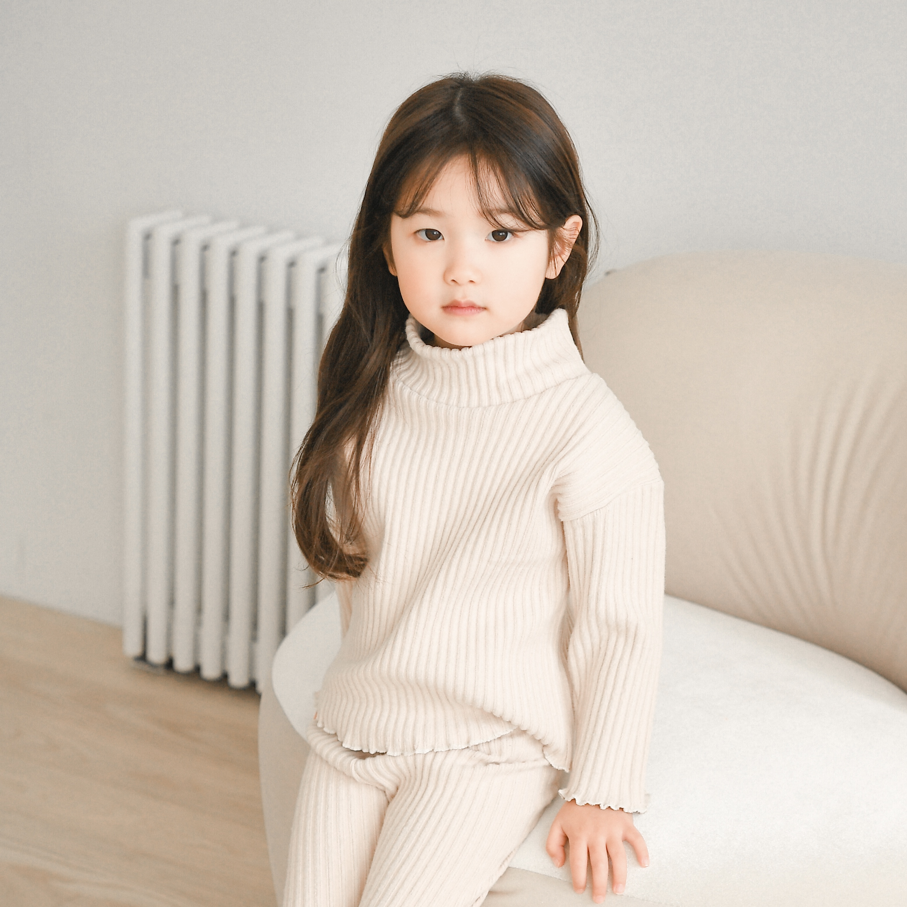 엠버 골지 니트 반폴라 티셔츠 겉기모 여아 아동목폴라 - 상세 이미지 2