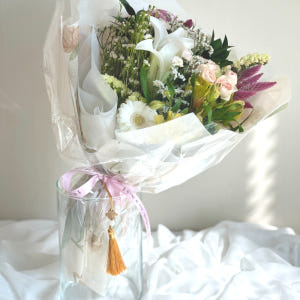 리틀캠든 품격 꽃다발 생화 합리적인 온라인꽃집 솔직 후기 | 실사용자 리뷰 분석 - 상품 이미지 1