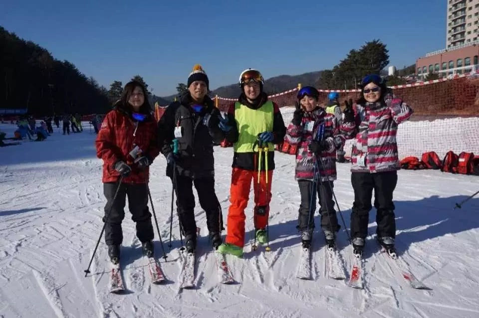 뜨거운청춘 강원도 1박 2일 스키 | 지산리조트&휘닉스파크 | 서울 출발