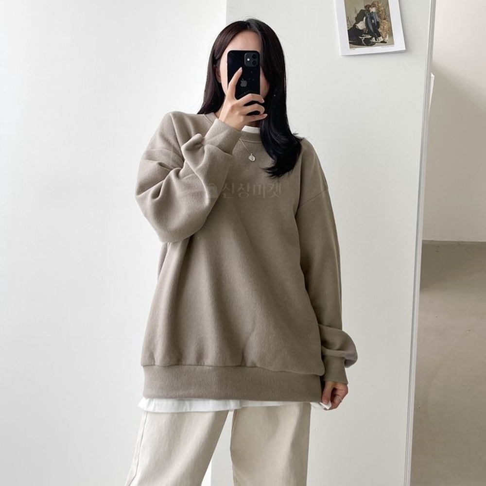 기모 여성 겨울 무지 오버핏 박스 맨투맨 기본 티셔츠 데일리룩 이미지 3