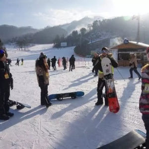 강원도 1박 2일 스키 | 지산리조트&휘닉스파크 | 서울 출발 솔직 후기 | 실사용자 리뷰 분석 - 상품 이미지 2