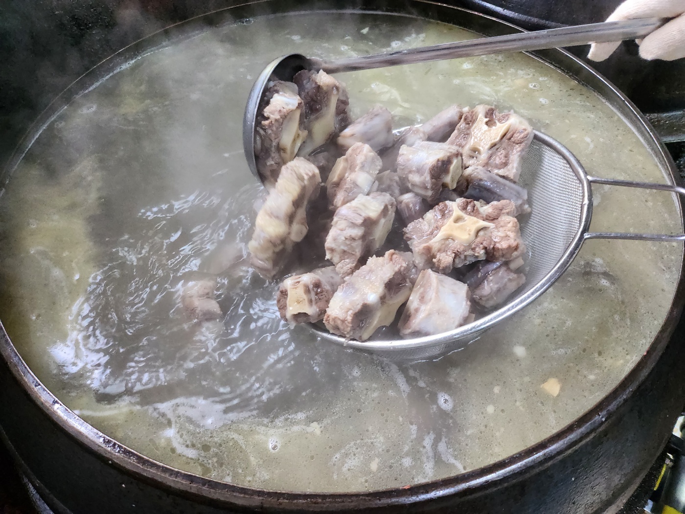 옥순할매곰집 꼬리곰탕 1kg (2인분) 곰탕 보양식 - 상세 이미지 4