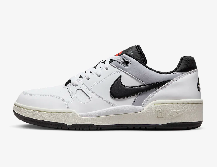 국내매장판 나이키 풀 포스 로우 D5 FB1362-101