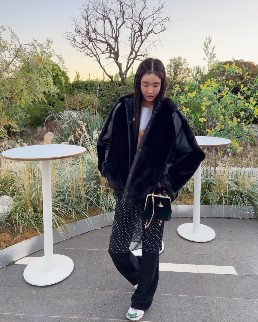 씨엘쇼룸 헬더 페이크 밍크 항공점퍼 1color 23FW