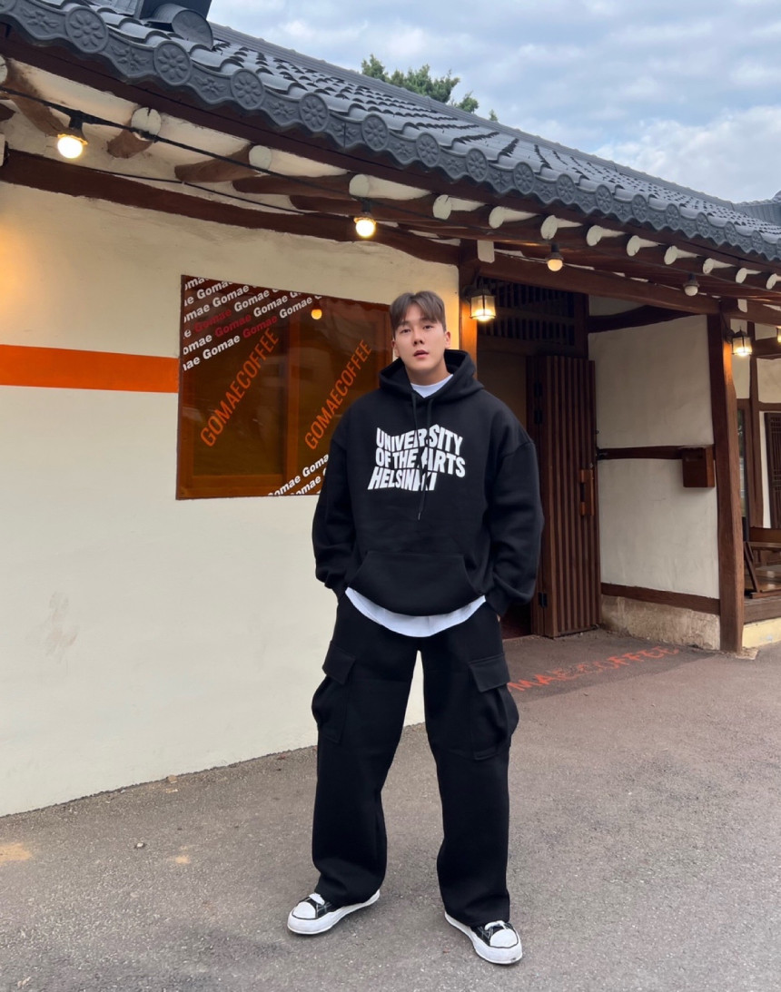 E4975150-67C4-4E62-BAA6-D79D5B82FB33