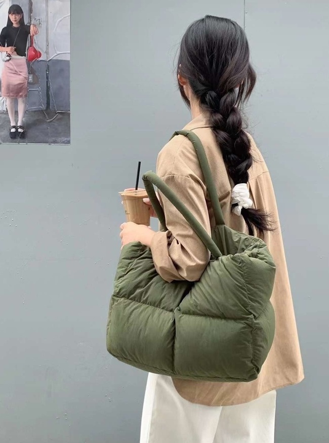 보부상 캐쥬얼 가방 나일론 빅 패딩 누빔 스퀘어 쇼퍼 숄더백