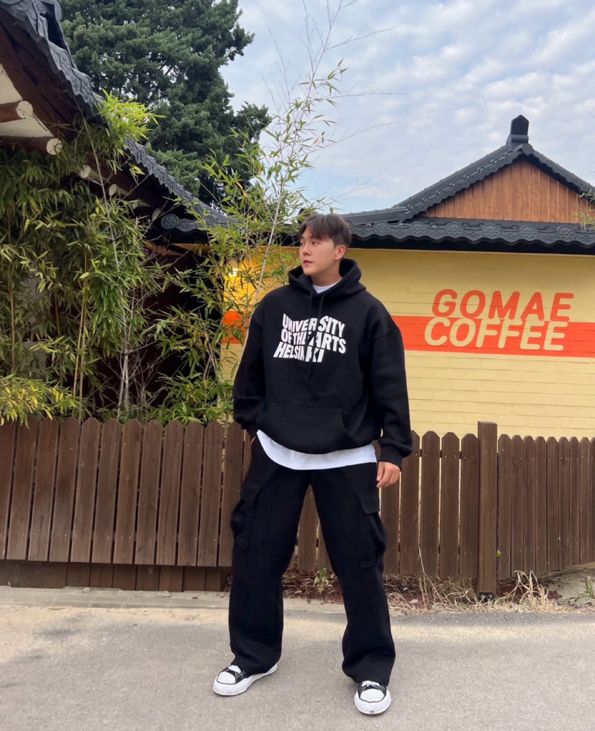 689F377B-210A-4D11-970E-52AABAD594C5