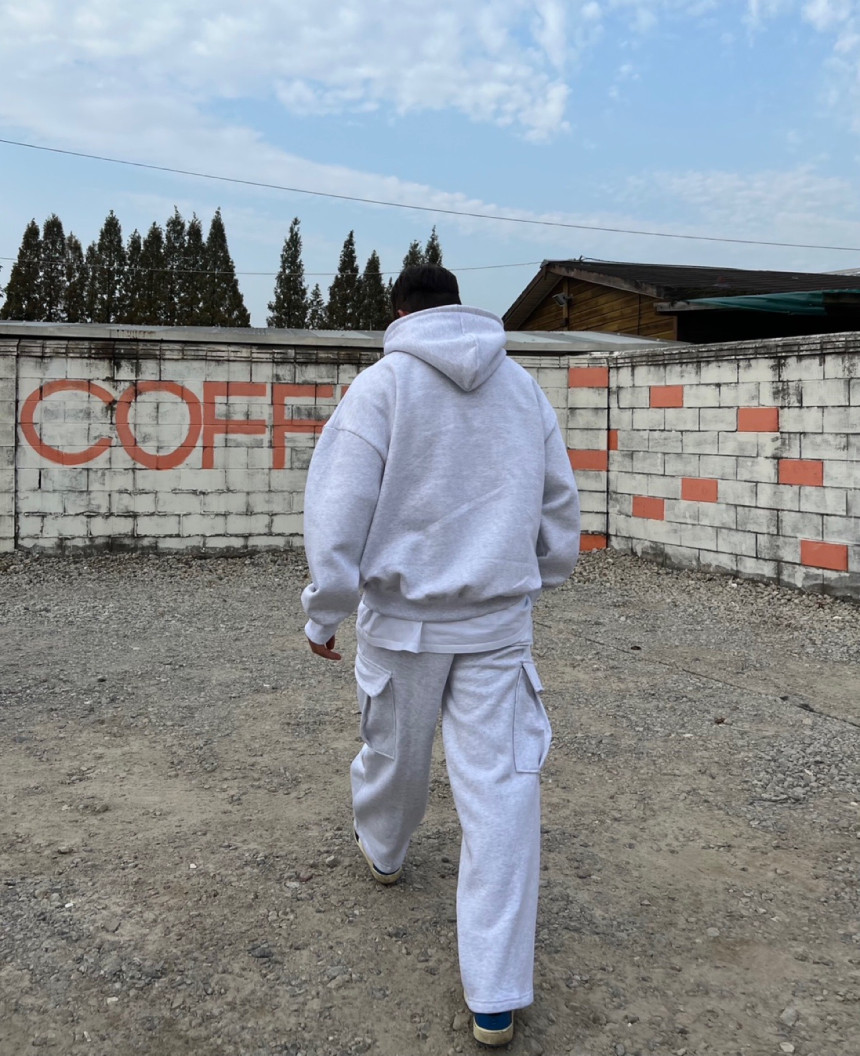 BA48ECD9-3E35-4A71-8597-807158CBD8AF