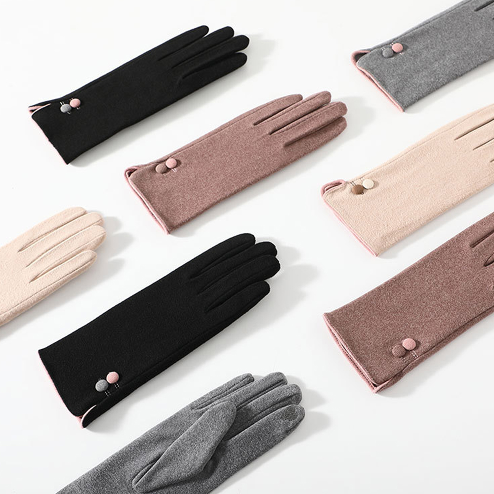 D181 핸드폰 여성 터치 장갑 기모 벨벳 방한 극세사 단추모양 겨울장갑