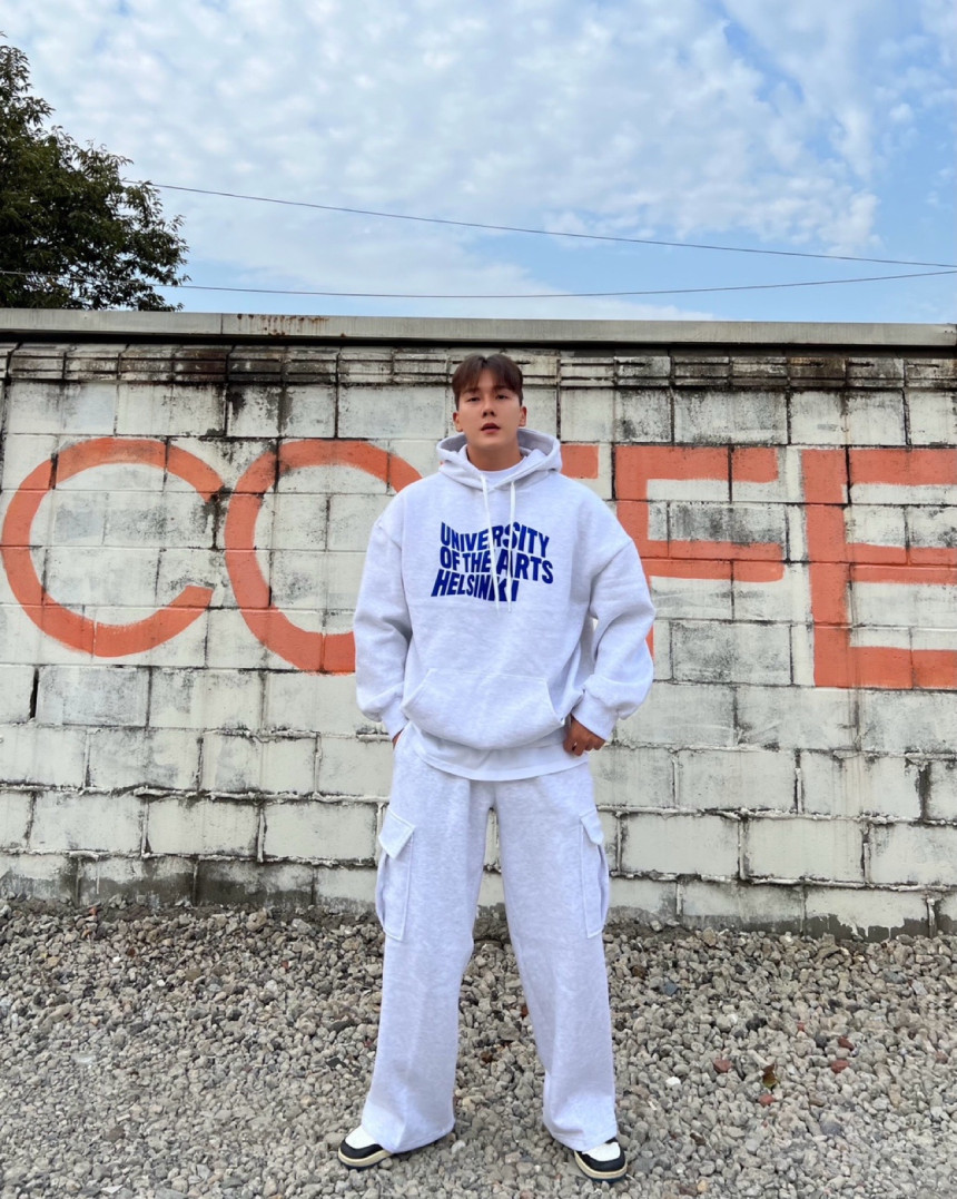 1A1BC5A0-BFBD-47DB-84E3-2DB5B8062BB2