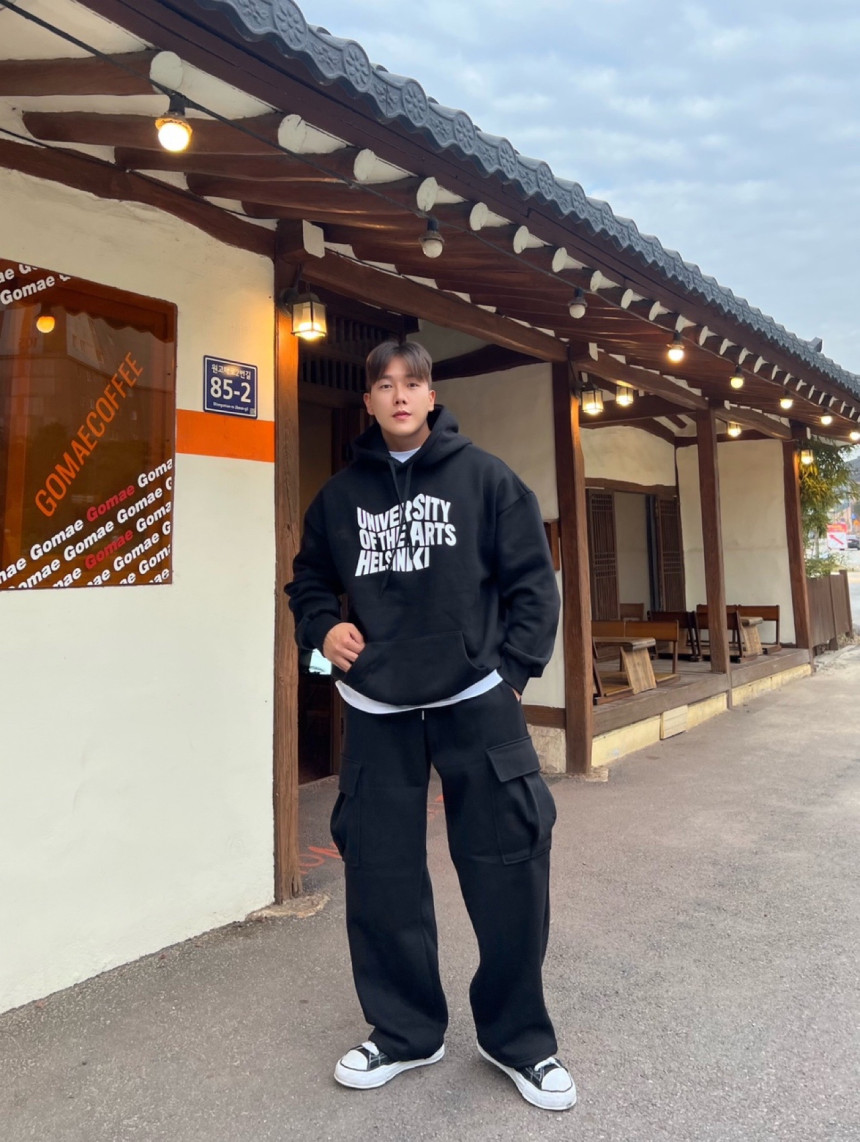 5D5FA7E9-6F09-485D-BA37-17914AAAFF83