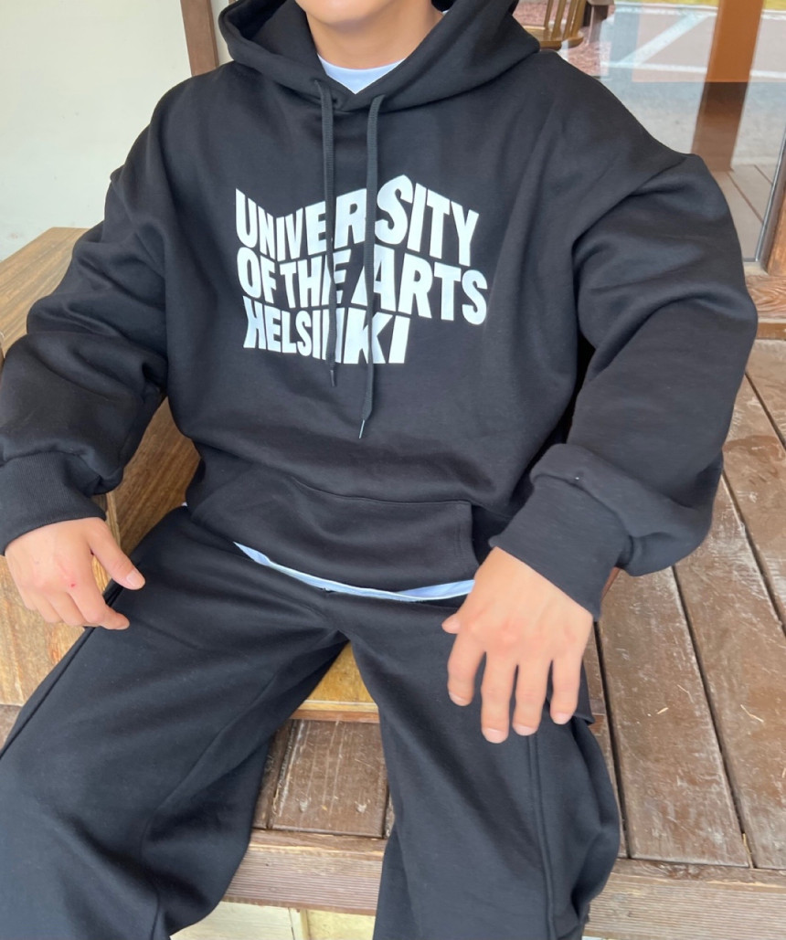 98363E0D-8725-4916-9C52-DE76606F2FE8