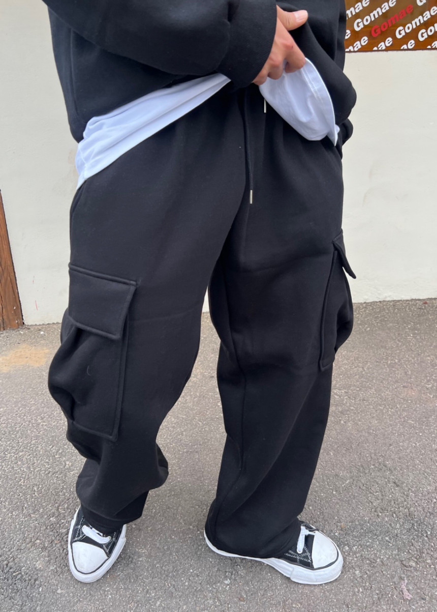 4279DF0B-51C4-4DC3-8E49-E5CB77FF10A4