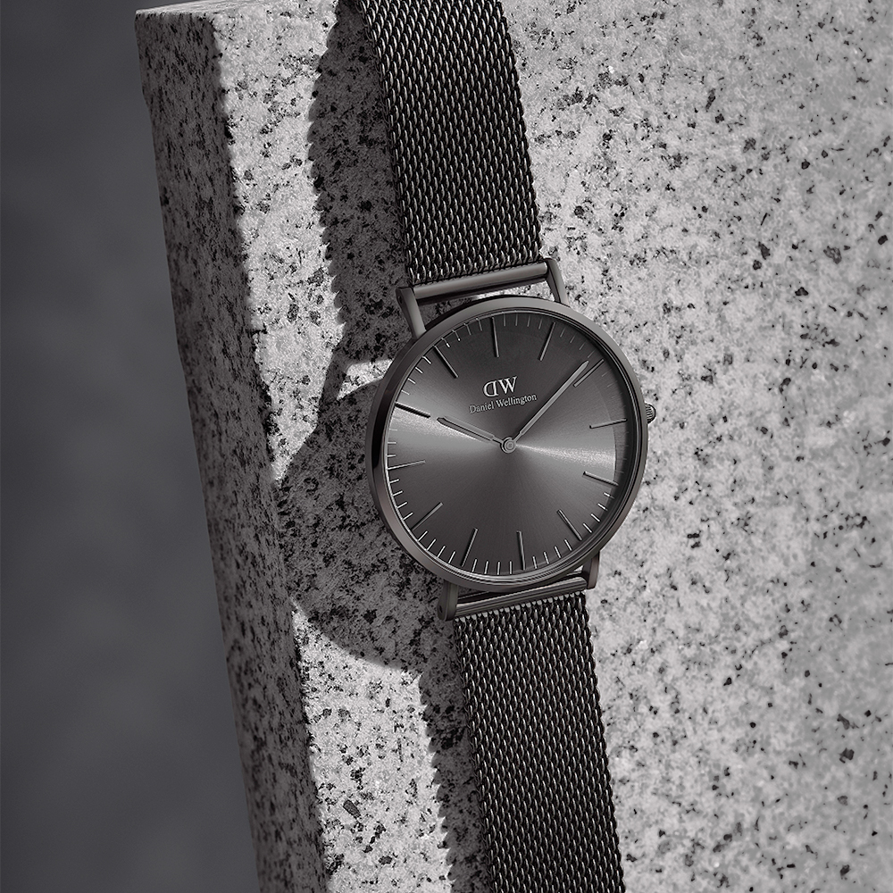다니엘 웰링턴 CLASSIC MESH GRAPHITE 밀레니즈밴드 남자시계